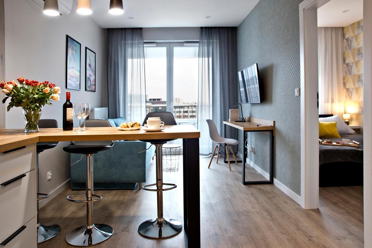 Komputerowa Serviced Apartments By P&O Warszawa Exteriör bild