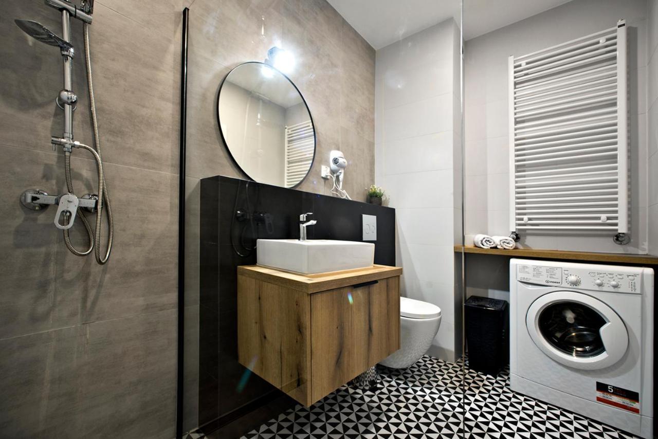 Komputerowa Serviced Apartments By P&O Warszawa Exteriör bild