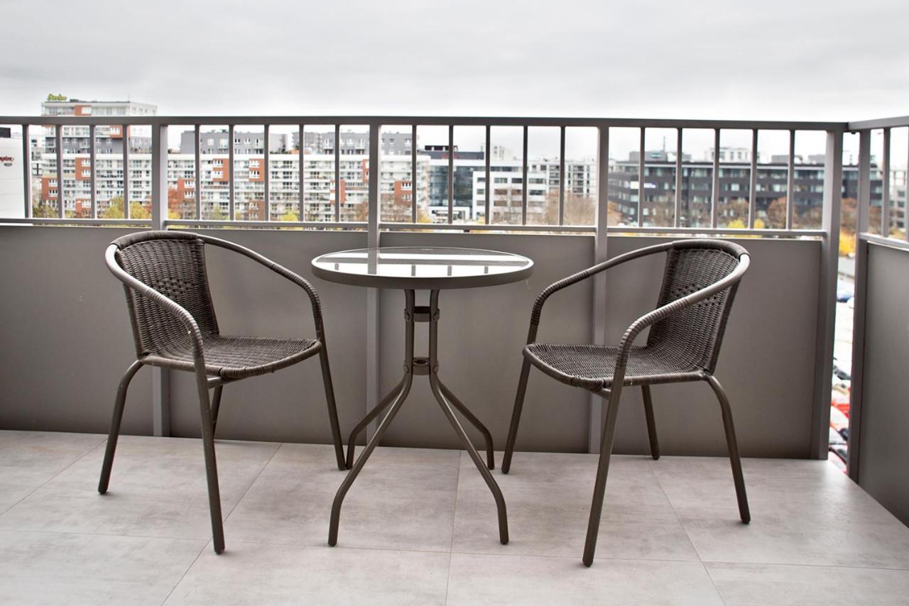 Komputerowa Serviced Apartments By P&O Warszawa Exteriör bild